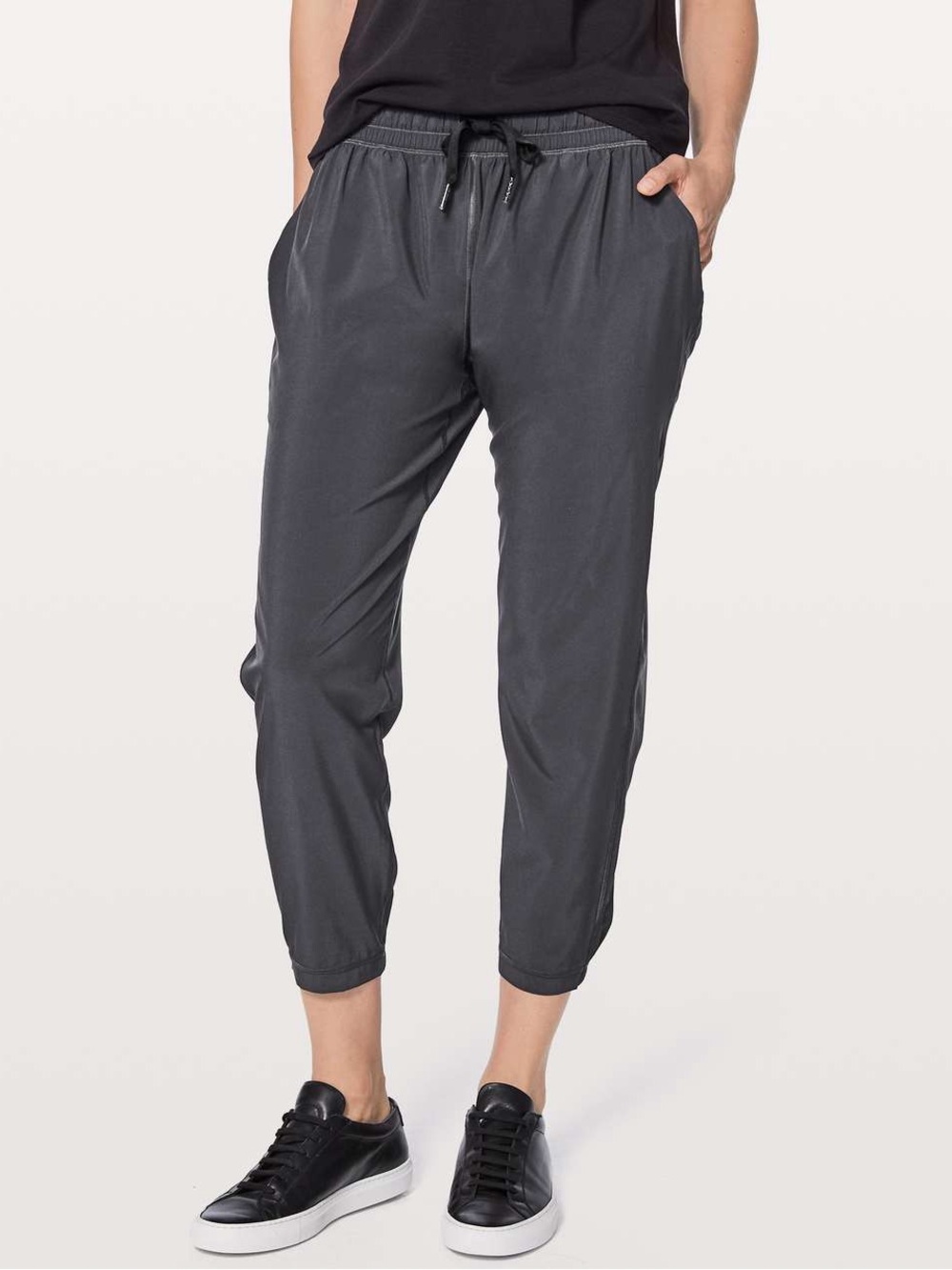 🩶 Lululemon Namaskar Crop Leggings Melanite Size 6